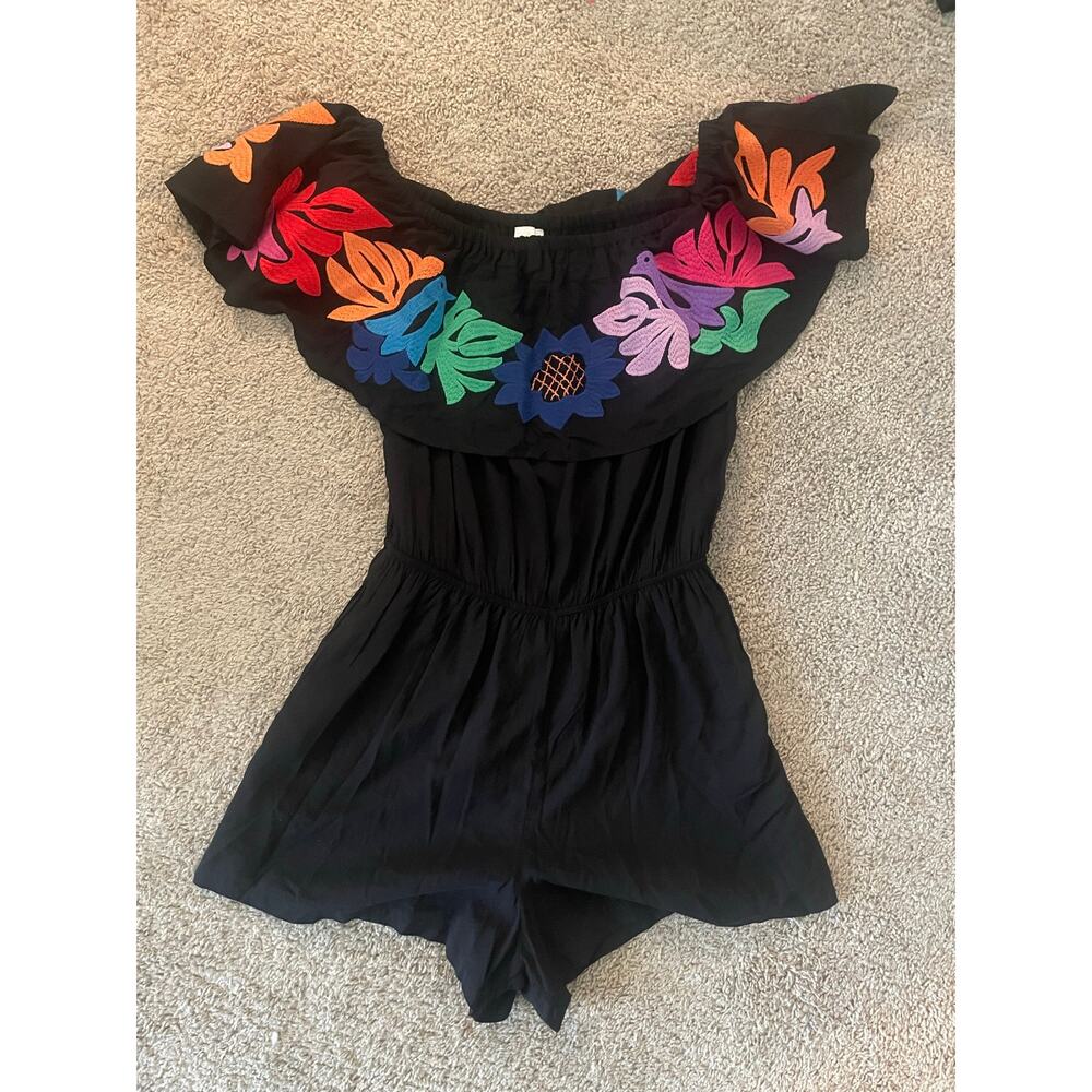 NWT J. Marie Off The Shoulders Black Embroidered Romper Sz. L - Picture 10 of 12